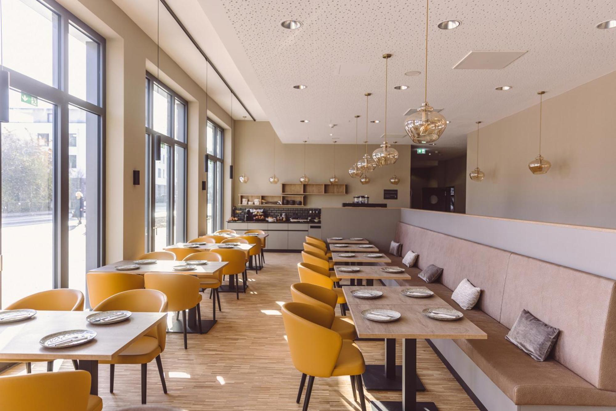 Hotel Libertas Elements Pure Merzhausen Exteriör bild
